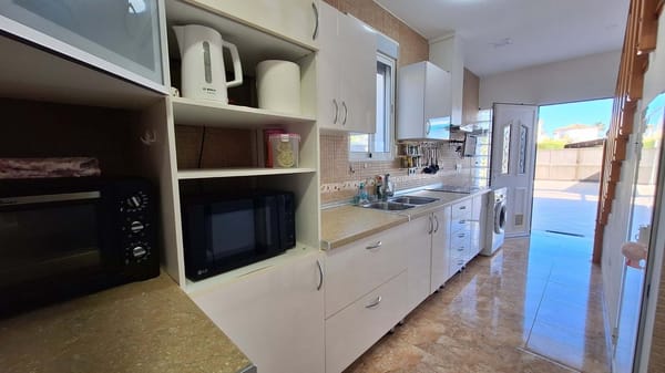 Villa
             en venta en Els Poblets - Foto 2