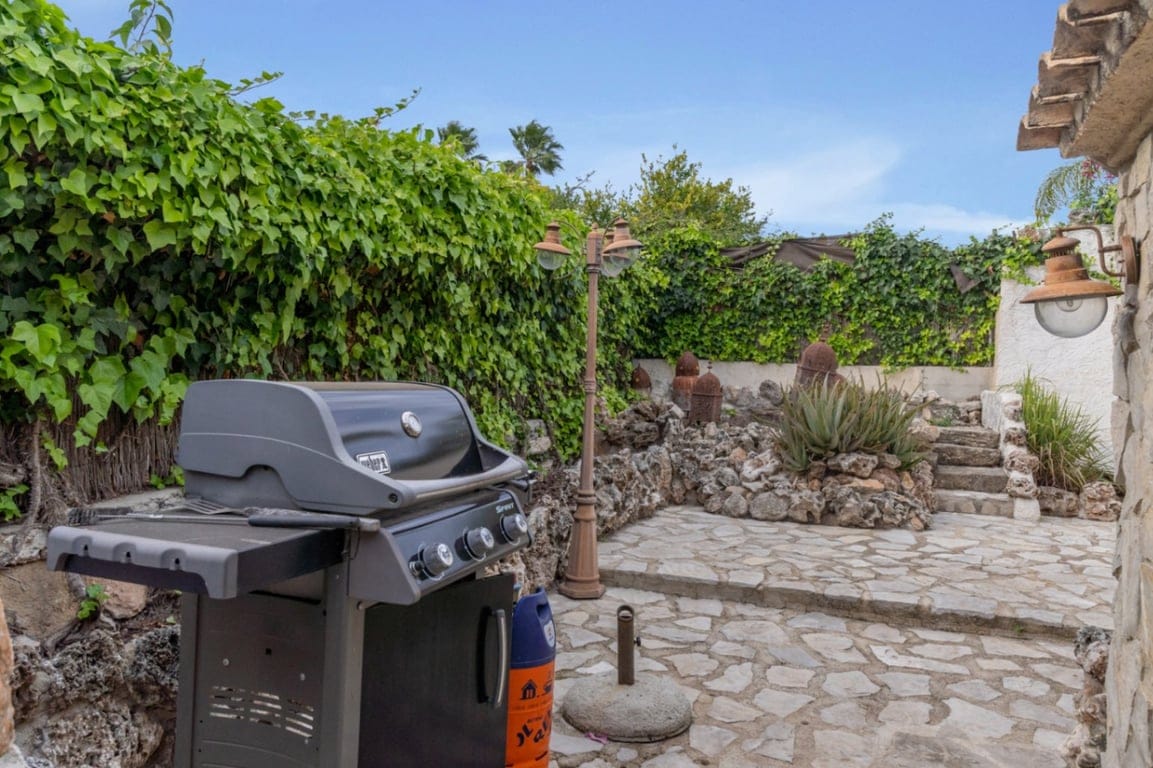 Villa met gastenappartement, volledig gerenoveerd en dicht bij het oude centrum van Jávea - Foto 18