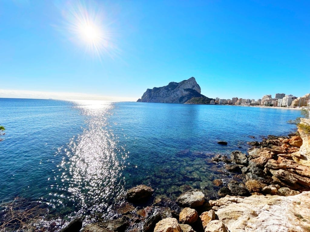 Exclusive apartment for sale on the front line of La Fossa beach in Calpe with incredible sea views. - Foto 7