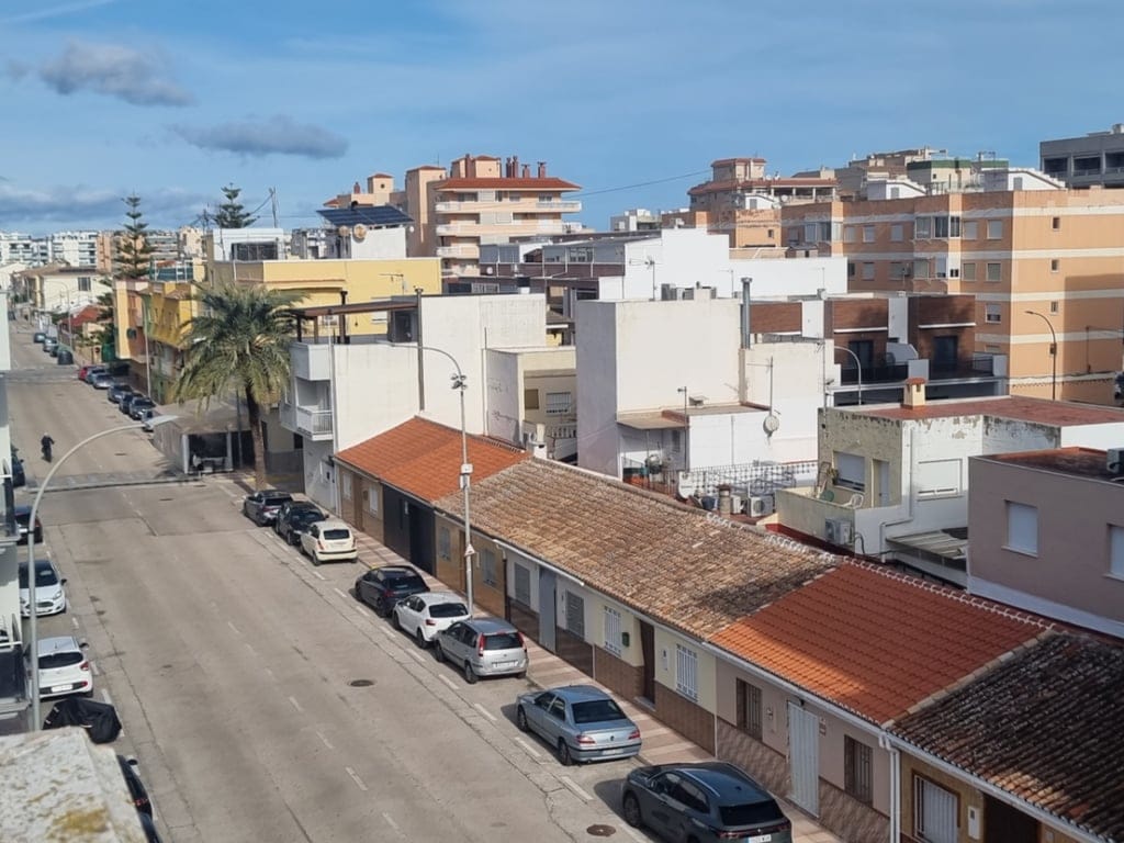 Extraordinary duplex with large terrace right on the beach of Daimus. - Foto 3