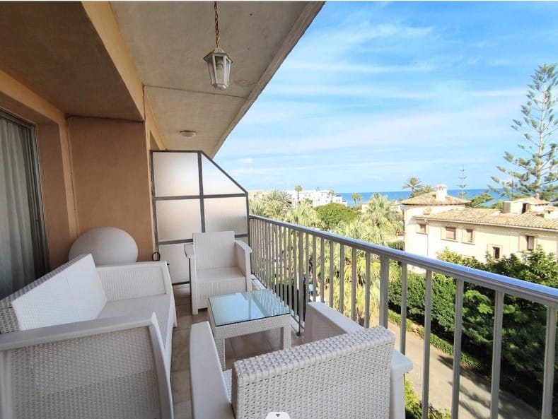 Penthouse zum Verkauf am Strand von Denia mit Meerblick