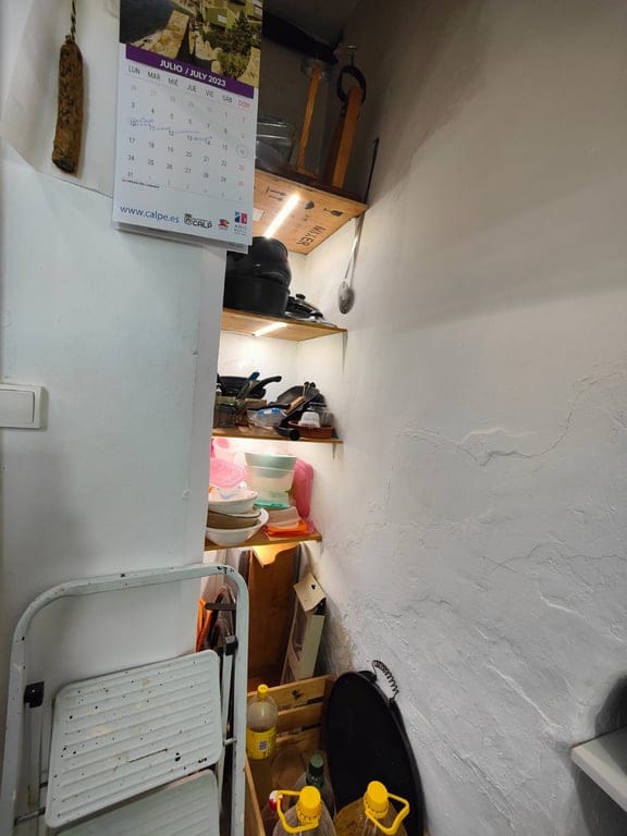 12,137 m2 plot with a habitable rustic house and beautiful views of the sea and the Peñón de Ifach - Benissa - Foto 19