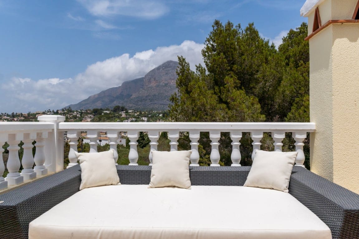 Villa met vrij uitzicht in een rustige omgeving dicht bij het centrum van de stad Jávea - Foto 38