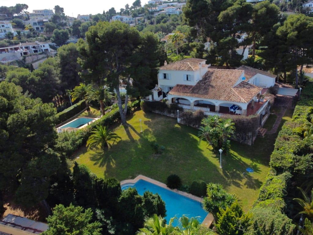 Stunning villa with amazing sea views in the El Tosalet urbanization. - Foto 49