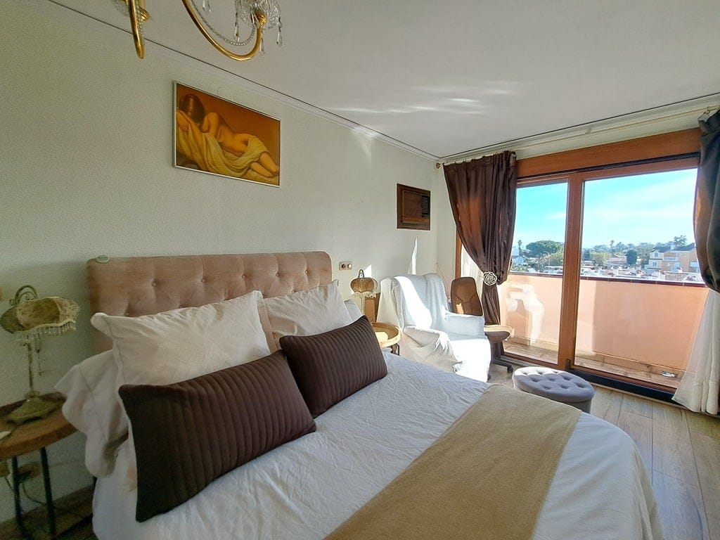 Penthouse with a large terrace and pool for sale in Dénia beach. - Foto 23