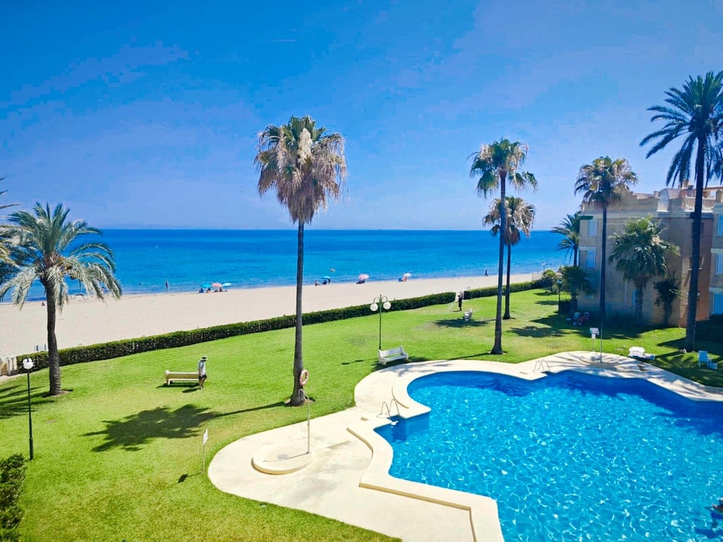 Two-bedroom apartment with sea views for sale in Dénia - Foto 19