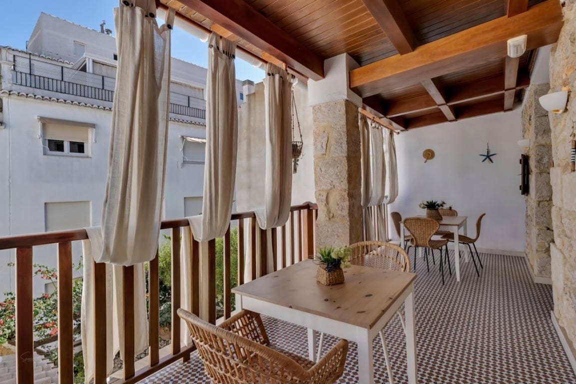 Schönes, komplett renoviertes Landhaus in der Altstadt von Jávea