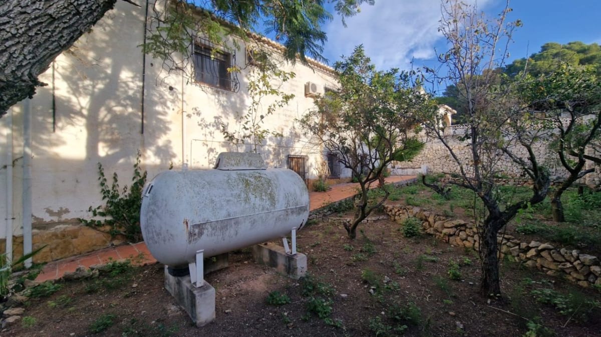 PREMIUM OPPORTUNIDAD INWESTYCYJNA: RZADKA DZIAŁKA FINCA 2,500M² Z FENOMENALNYMI WIDOKAMI NA DOLINĘ | RAFALET, JÁVEA | UKIERUNKOWANIE NA POŁUDNIE - Foto 7