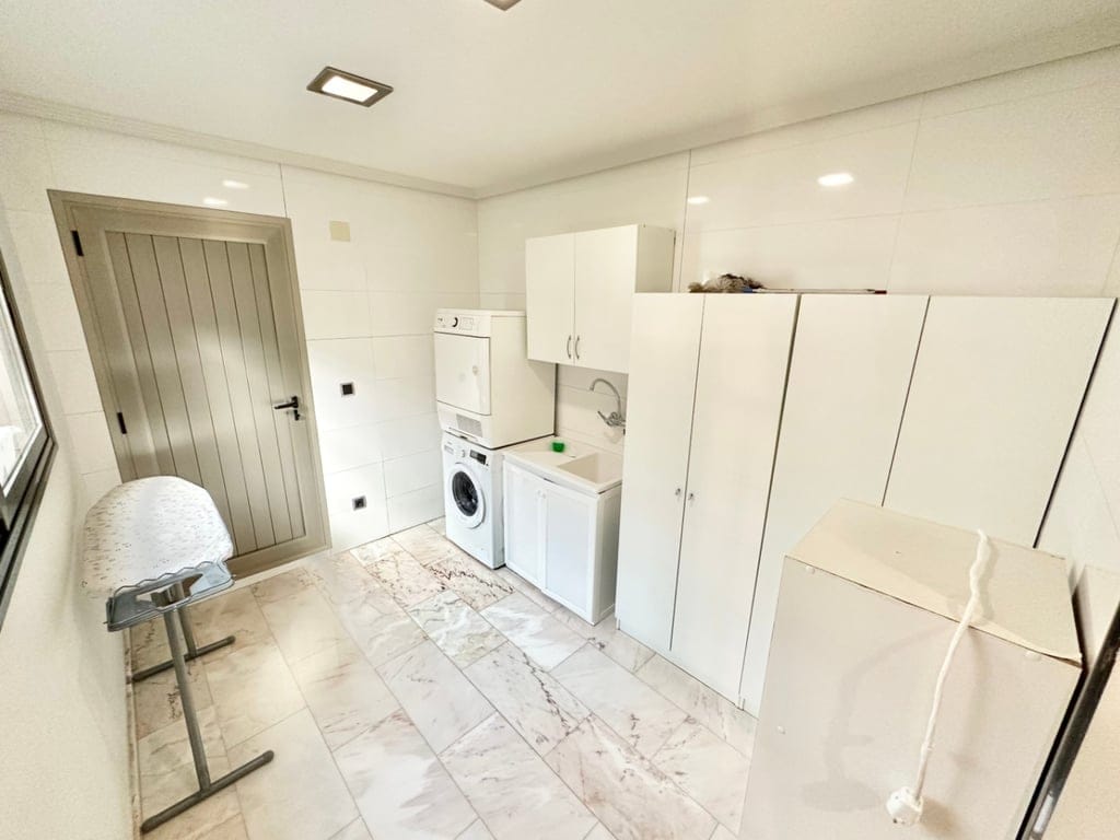 Raum, Licht und Design in einem einzigartigen Haus in Pego - Foto 32