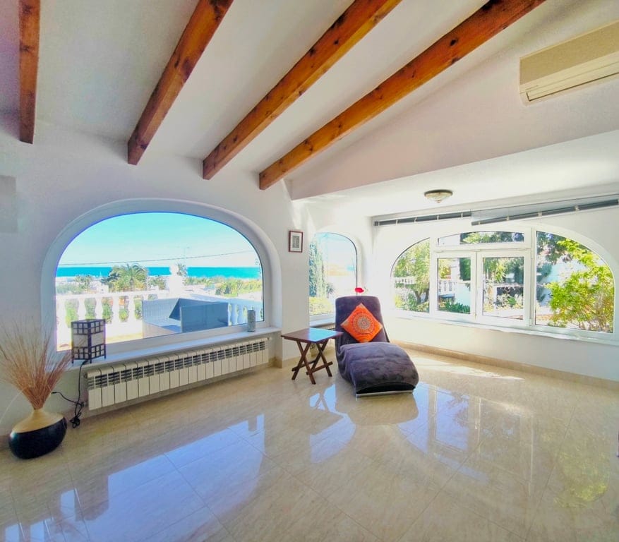 Villa con apartamento de invitados y vistas al mar en Dénia - Foto 14