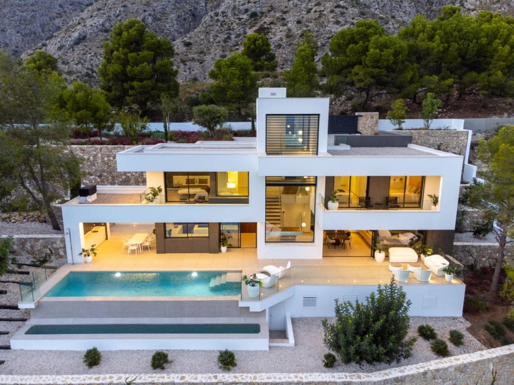 Luxury Villa Senza, ALTEA | Turnkey, Fully Furnished, Immediate Occupancy | Seamless Sea Views