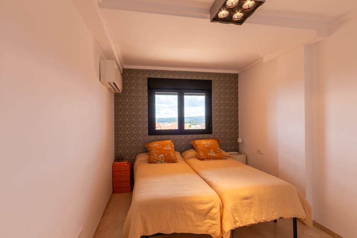 South facing top floor duplex in Port for winter rental - Foto 22