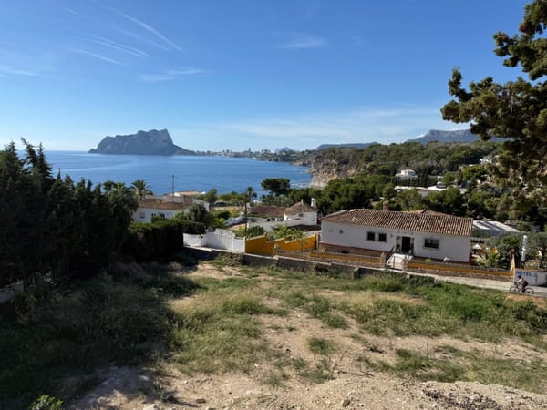Amplia parcela con vistas al mar en venta en Benissa - Foto 6