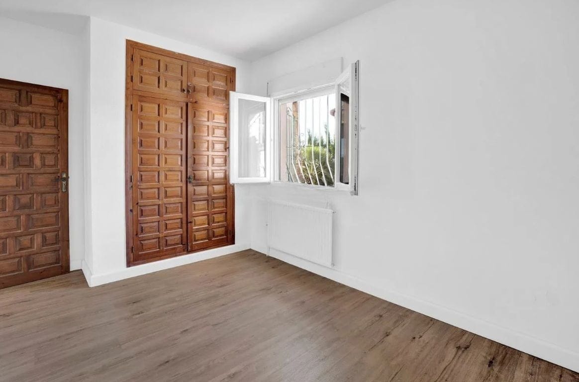 EXCLUSIVE CALPE VILLA: PRIVATE POOL, SPECTACULAR PEÑÓN DE IFACH VIEWS - Prime Investment Opportunity! - Foto 9