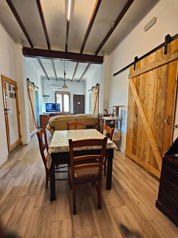 12,137 m2 plot with a habitable rustic house and beautiful views of the sea and the Peñón de Ifach - Benissa - Foto 8