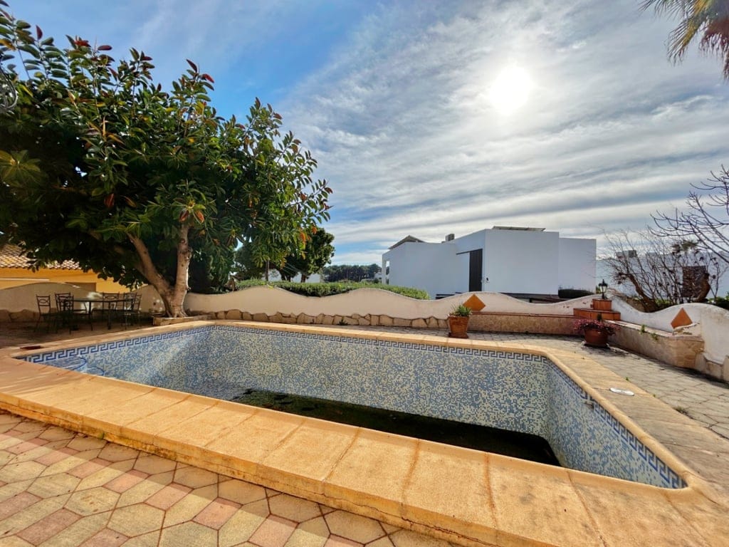 Incredible villa with sea views to renovate in Moraira – Great investment opportunity - Foto 22