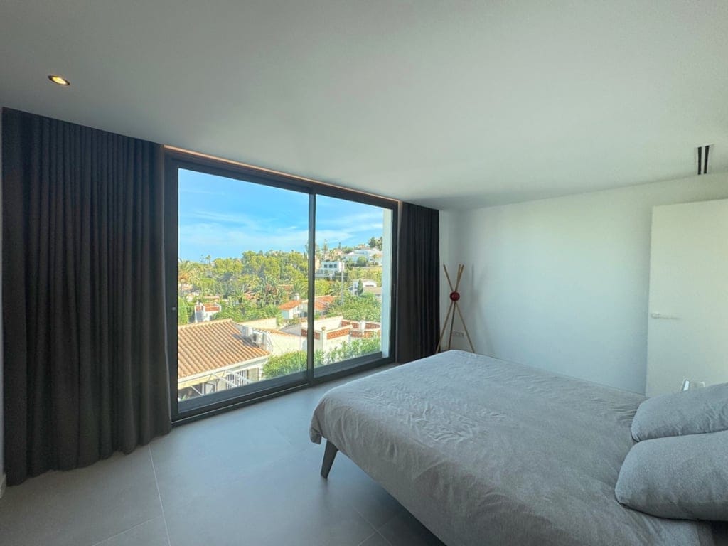 Villa mit Blick auf den Montgó, Energieeffizienz A und beheiztem Pool – Denia - Foto 20