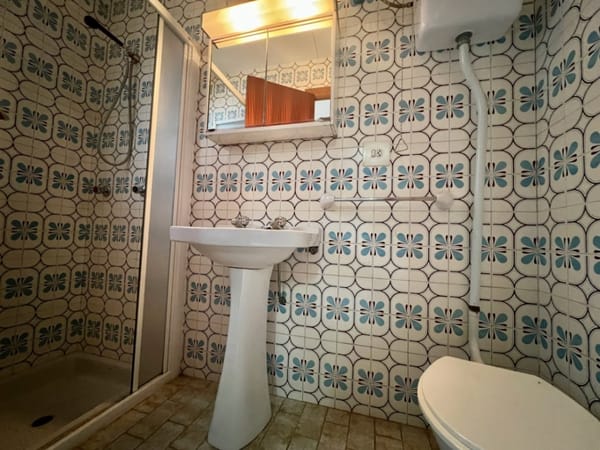 Magnífica casa con garaje para varios vehículos - Foto 21