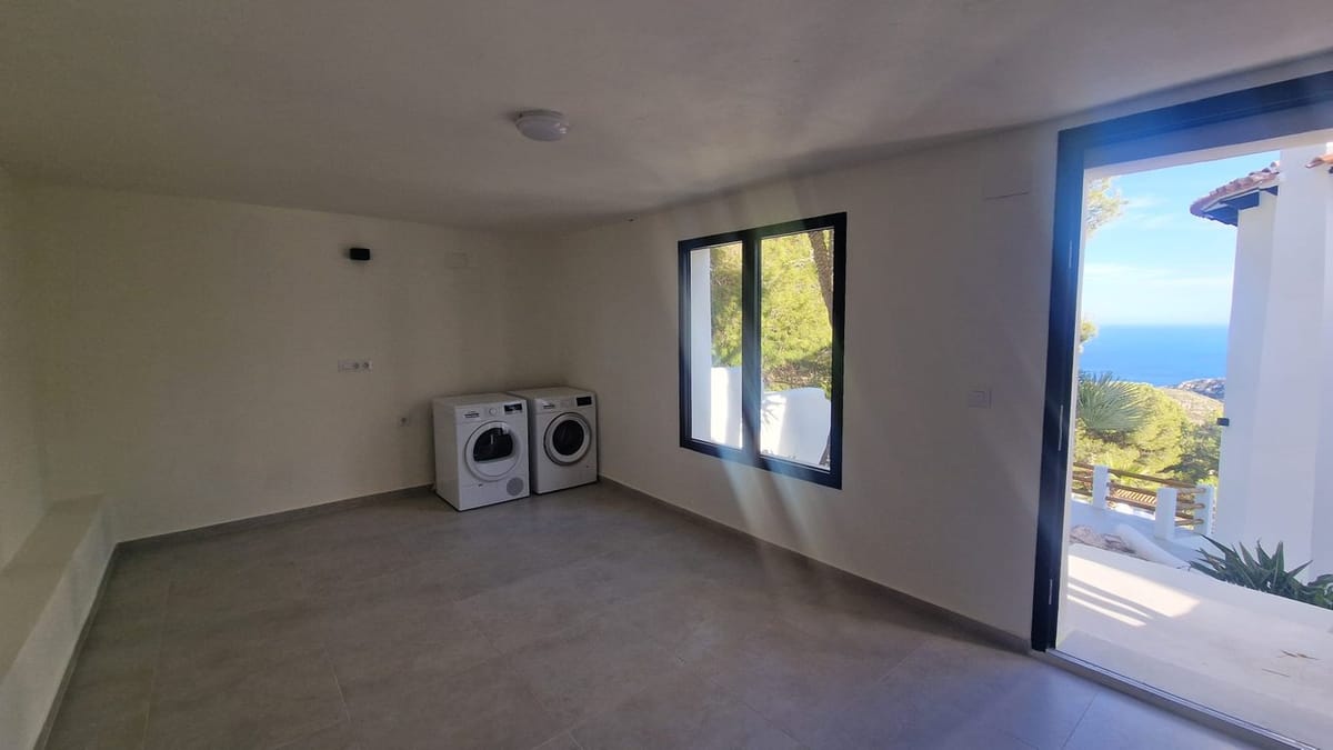 ULTIMATE LUXURY VILLA: 6-BEDROOM, CUMBRE DEL SOL RETREAT | BREATHTAKING PANORAMIC SEA VIEWS | TURNKEY & SUSTAINABLE - Foto 39