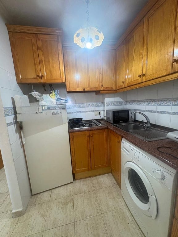 Apartamento en venta de 2 dormitorios en Torrevieja, Alicante. - Foto 14