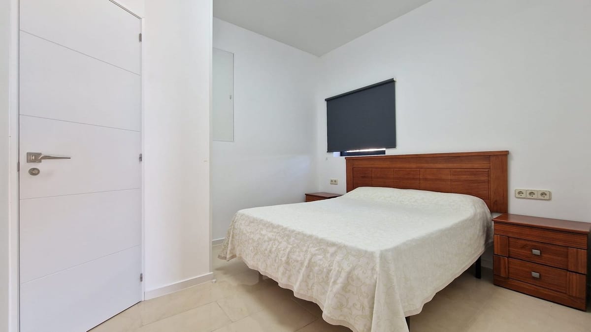 De Piek van Mediterraanse Luxe: Zonne-energie Villa met Ongeëvenaarde Zeezicht in Cumbre del Sol - Foto 19