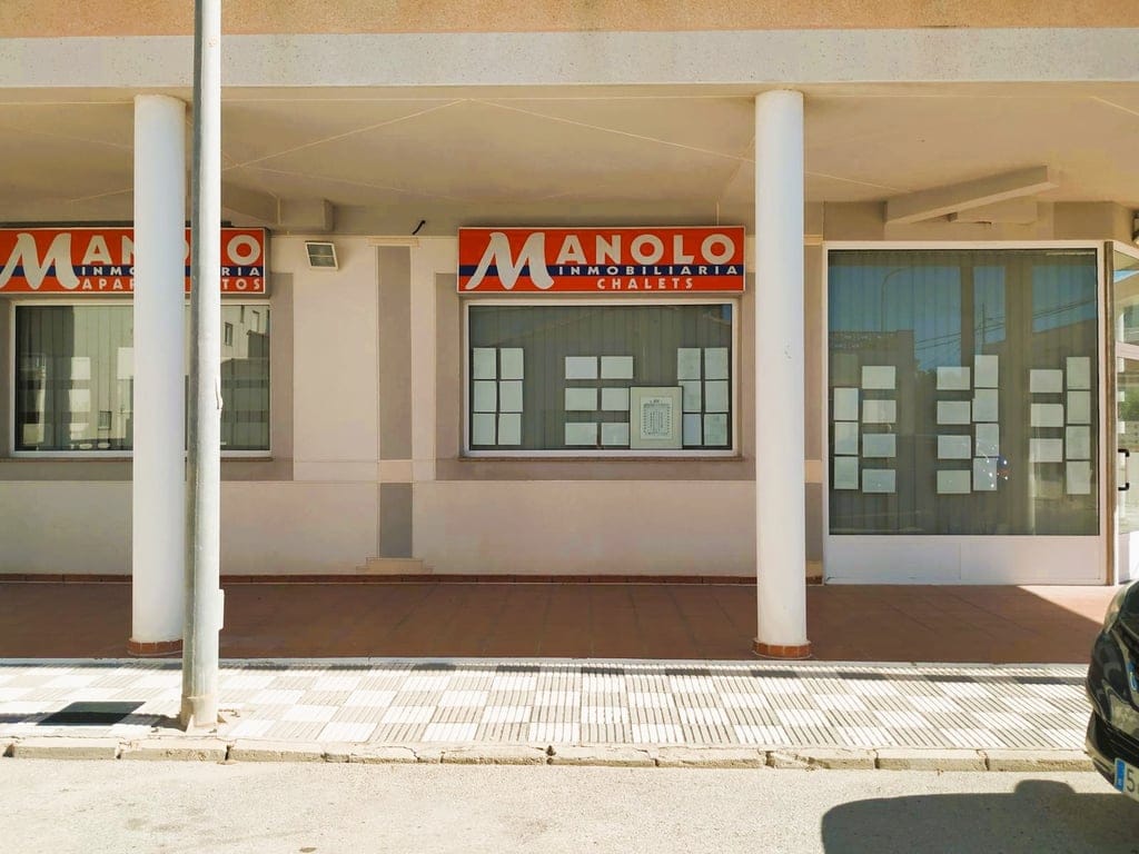 Multifunctional premises on the ground floor with excellent accessibility and outdoor space - Bellreguard - Foto 3