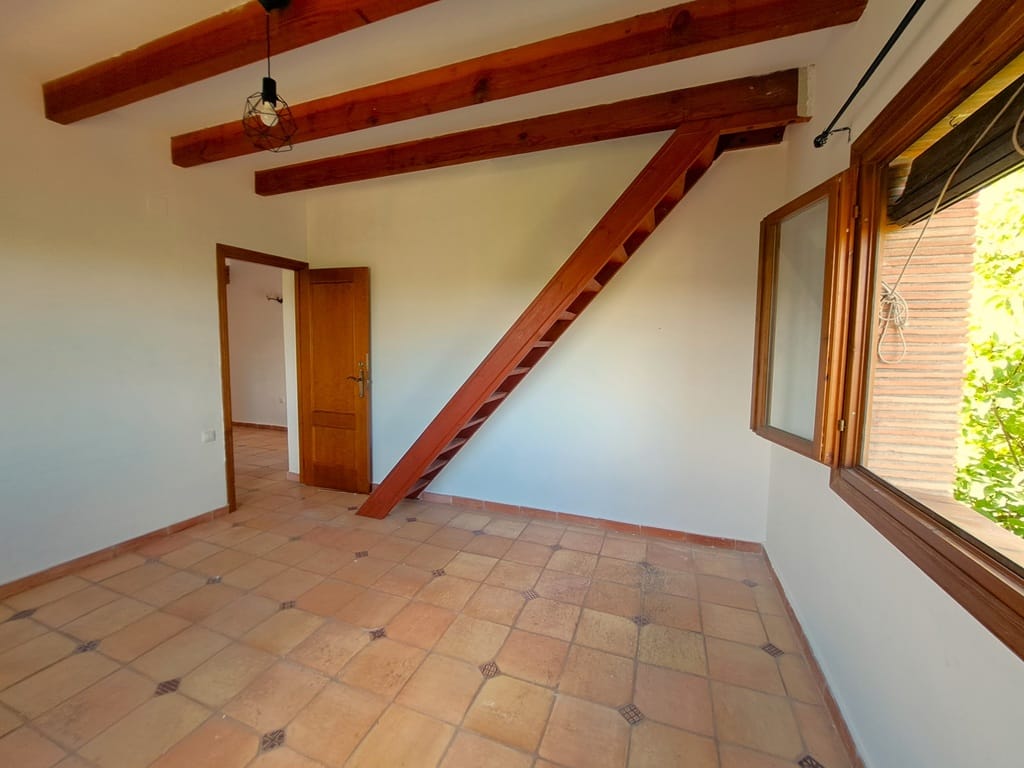 Family villa with pool for sale in Orba - Foto 45