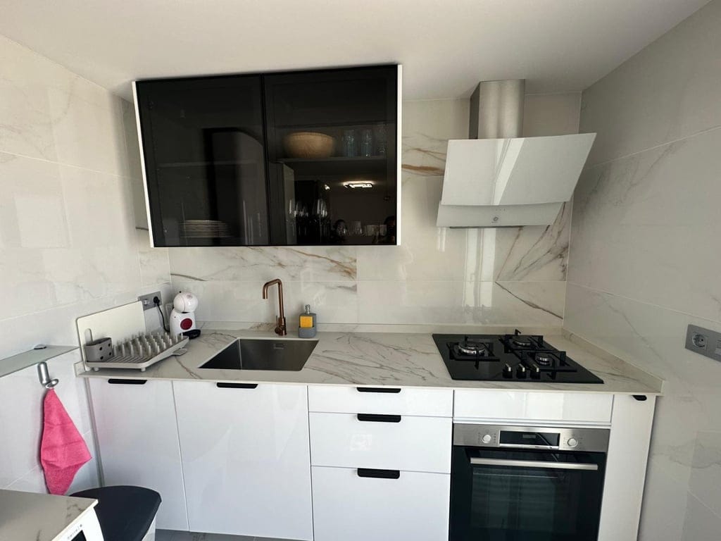 Renovated 2-bedroom apartment in the center of Denia - Foto 12