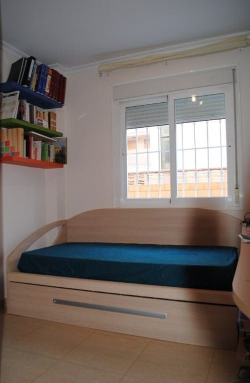 Apartment in Denia on the ground floor with 2 bedrooms and a private terrace for sale. - Foto 14