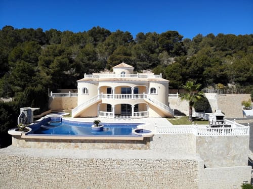 Villa de lujo con vista al mar en venta en Calpe