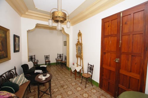 Casa de pueblo de estilo señorial en Pego
