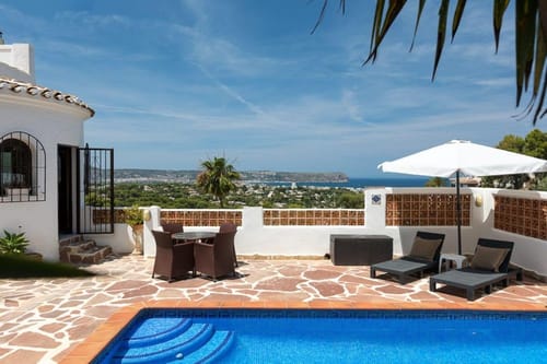 Impresionantes vistas al mar, con apartamento de invitados