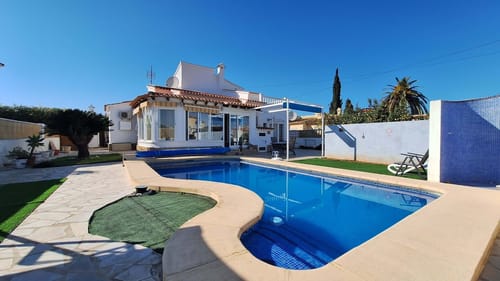 Villa en venta en Els Poblets
